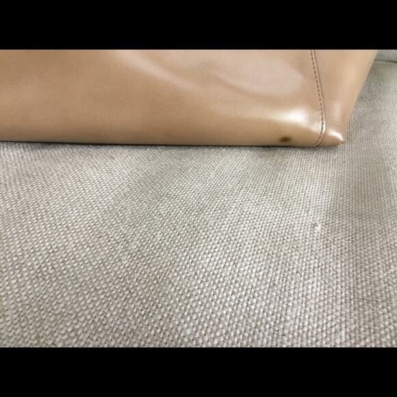 EUC Coccinelle Italy Supple Leather Carry All Roomy Tote Handbag AUTHENTIC - Picture 7 of 7